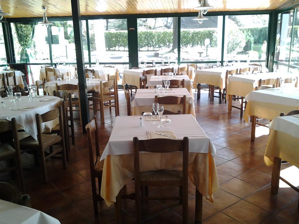 Trattoria I Bodega Hotell Abbadia Lariana Eksteriør bilde